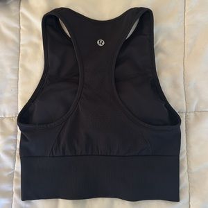 Lululemon Ebb to Train Bra C/D cup size 4, Black